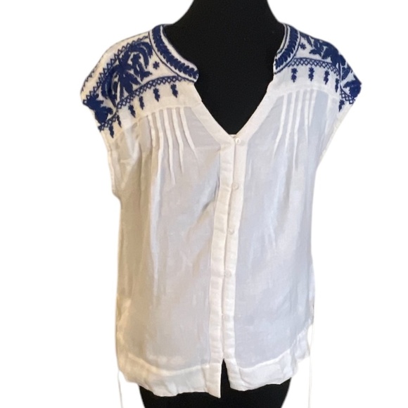 Lucky Brand Tops - NWOT Lucky Brand White Blue Embroidered Women's Blouse, Size Large